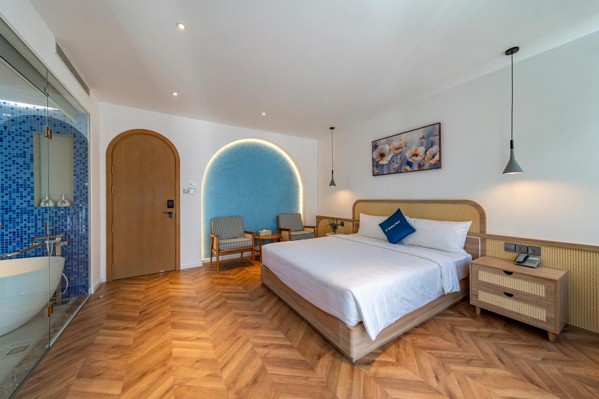 V Boutique Hotel - Complimentary Refreshments Вунг Тау Екстериор снимка